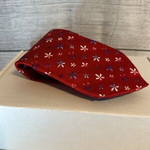 Tommy Hilfiger 100% Silk Red, White, Blue Floral Tie